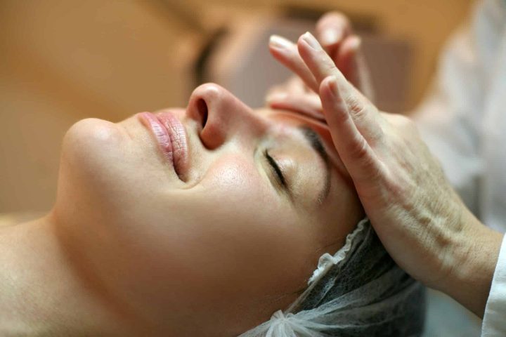Dermaplaning